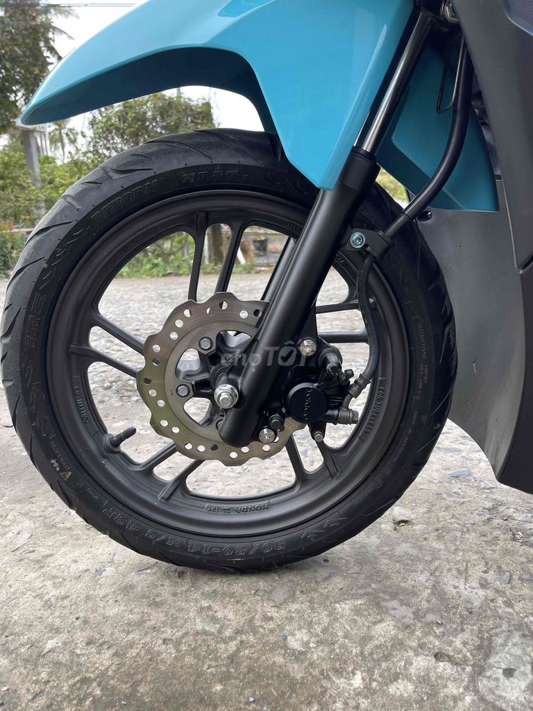 Cần bán Xe Vario 150 máy rin đẹp keng. Mua bán Xe máy tại Huyện Lai Vung Đồng Tháp được đăng bởi Trương Hữu Phát hình 6