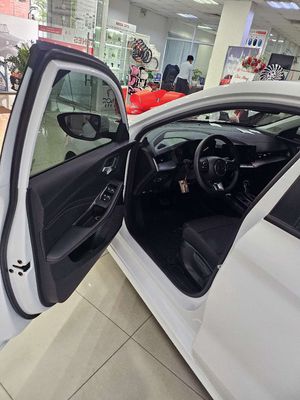 MG5 STD💥"MIỄN PHÍ TRƯỚC BẠ💥TRẢ TRƯỚC 120 Triệu. Mua bán Ô tô tại Quận 6 Tp Hồ Chí Minh được đăng bởi SHOWROOM Ô TÔ MG KINH DƯƠNG VƯƠNG 