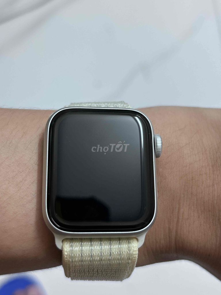 Apple Watch SE 40mm. Mua bán Thiết bị đeo thông minh tại Huyện Việt Yên Bắc Giang được đăng bởi Nguyễn An hình 1