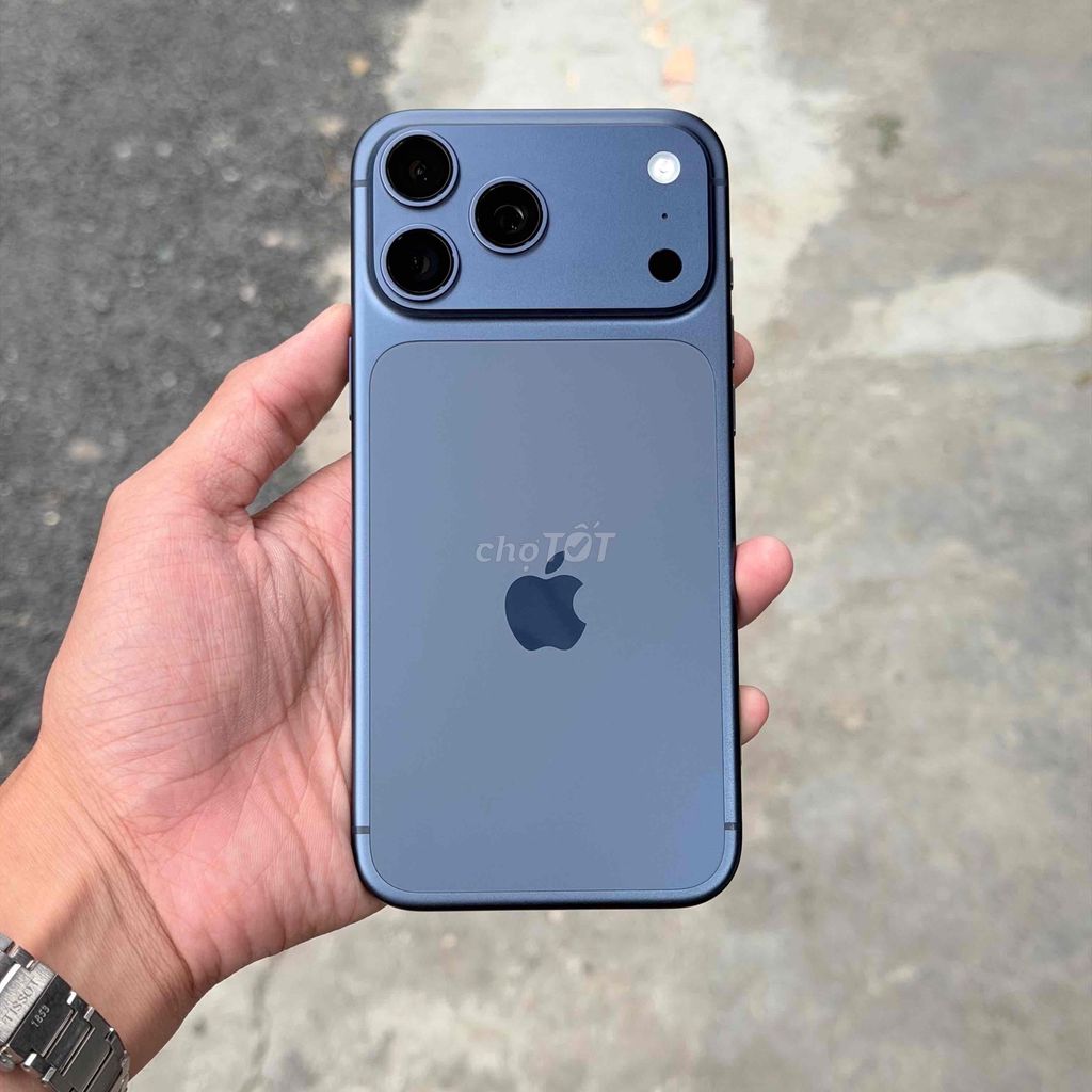 iPhone 17 Pro Max 256GB Xanh chính hãng như mới. Mua bán Điện thoại tại Quận Hoàng Mai Hà Nội được đăng bởi Hoàng Longg hình 1