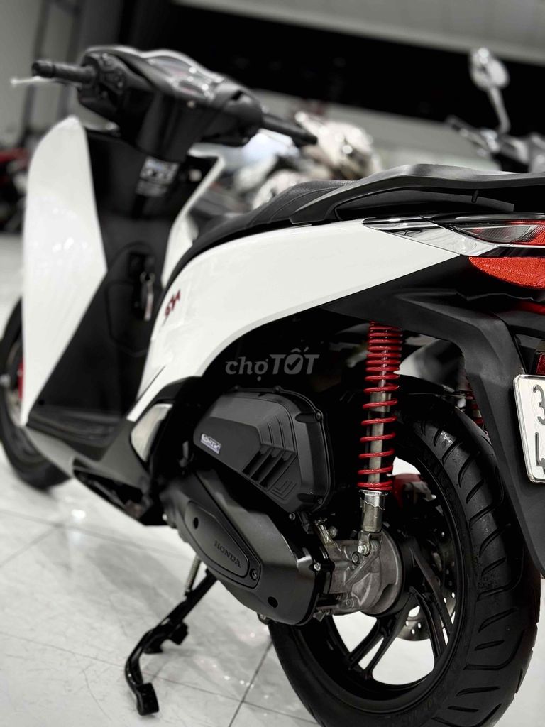 Sh125 2023 Lướt chính chủ ký ( Hỗ trợ Trả GÓP ) 🔥🔥. Mua bán Xe máy tại Thị xã Phú Mỹ Bà Rịa - Vũng Tàu được đăng bởi Cửa Hàng Xe Máy Phú Mỹ hình 8