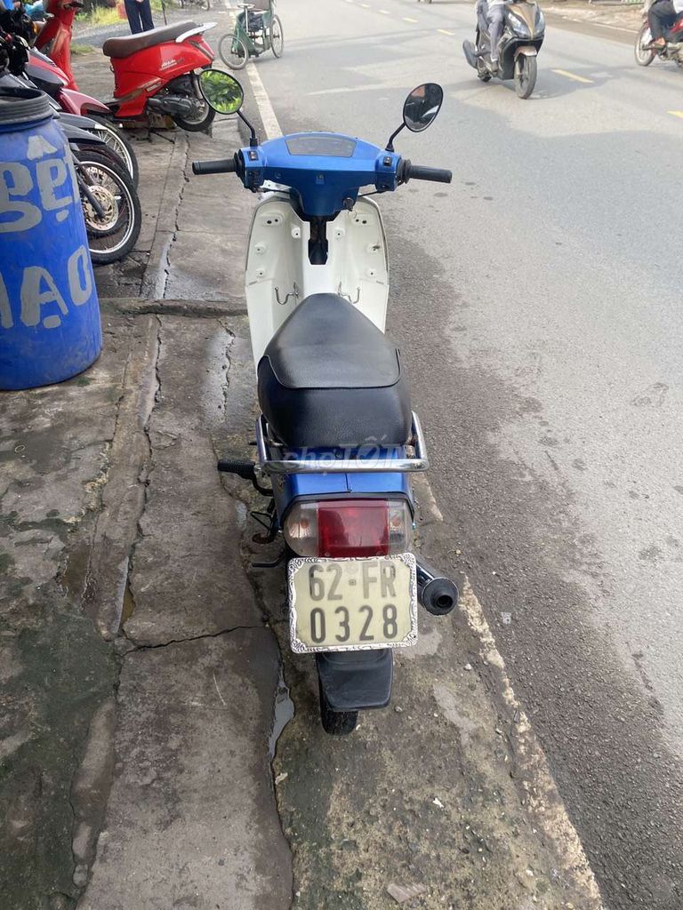 Max 50cc. Mua bán Xe máy tại Huyện Bình Chánh Tp Hồ Chí Minh được đăng bởi lê kha hình 2