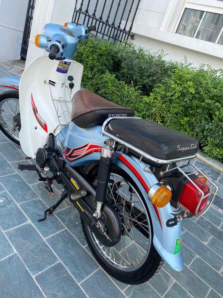 Thanh lý cúp học sinh 50cc không cần bằng lái. Mua bán Xe máy tại Quận Bắc Từ Liêm Hà Nội được đăng bởi Hữu Nhuận hình 1