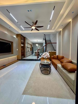 Аренда · 3 комн. · 100 м² · Quận Cẩm Lệ, ул. Đường Thanh Lương 18