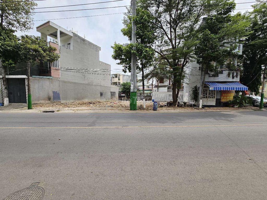 Đất mặt tiền Nguyễn Hữu Cảnh gần chợ Đông Hòa Tp. Dĩ An. Mua bán Đất tại Thành phố Dĩ An Bình Dương được đăng bởi  Hậu Trần Bđs  hình 2