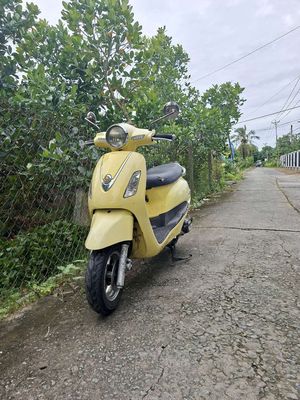 SYM Attila màu Vàng. Mua bán Xe máy tại Thành phố Vĩnh Long Vĩnh Long được đăng bởi Hoàng trần tài