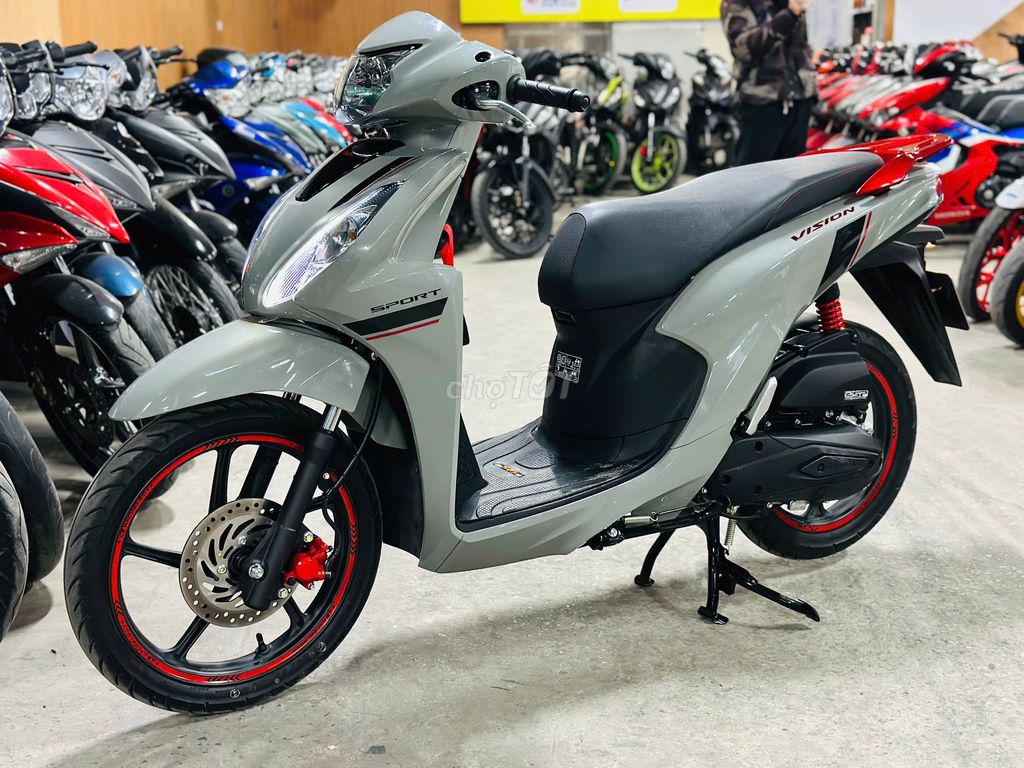 XE MÁYTHANH TÙNG_VISION 110 FI XÁM SPORT 2025 LƯỚT. Mua bán Xe máy tại Quận Nam Từ Liêm Hà Nội được đăng bởi THANH TÙNG hình 1