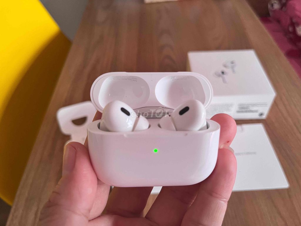 Tai nghe Bluetooth Apple AirPods Pro 2 2023 USB-C