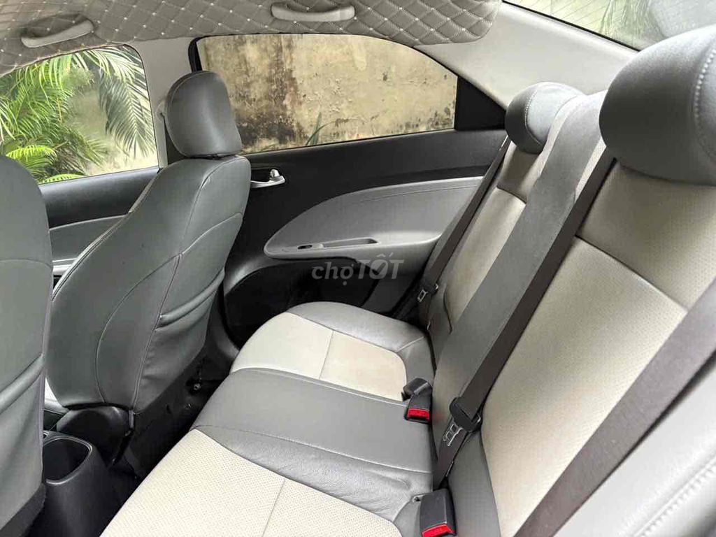 Kia Soluto 2019 1.4 AT Deluxe - 68000 km. Mua bán Ô tô tại Quận Hai Bà Trưng Hà Nội được đăng bởi Bùi hiển hình 10