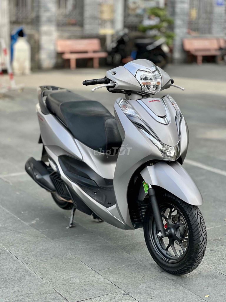 LEAD 4vAl Bạc Nhám CHÍNH CHỦ CO BÁN GÓP. Mua bán Xe máy tại Thành phố Thủ Đức Tp Hồ Chí Minh được đăng bởi Hiếu  hình 9