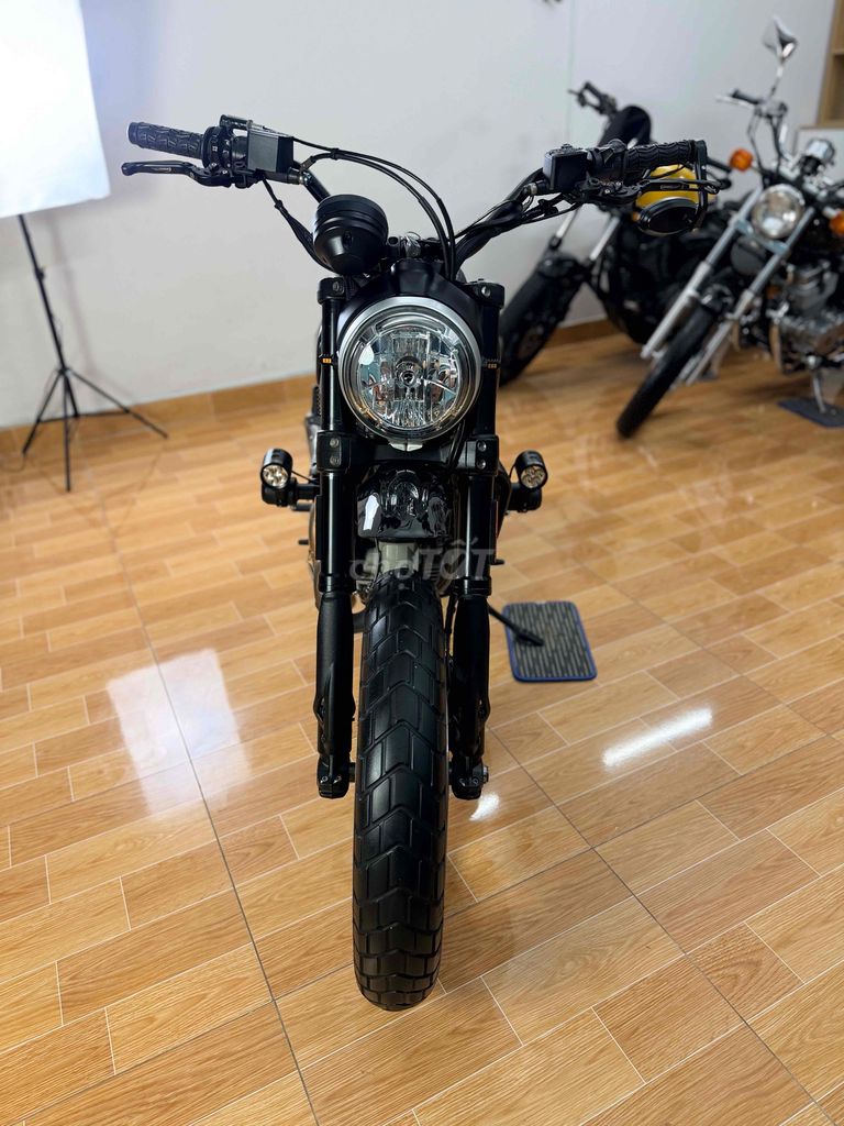 Ducati Scrambler Icon 800 ABS 2018 Черный 18900км