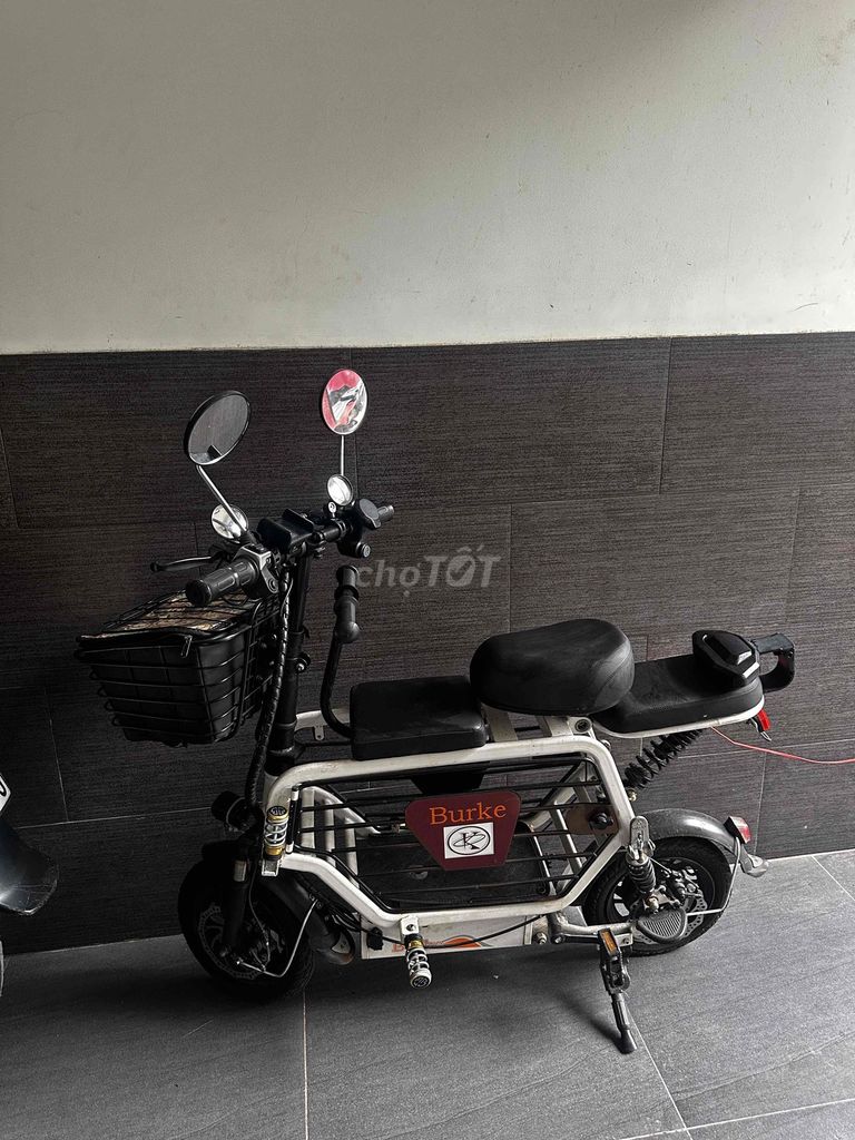 xe đạp điện burke 3 chỗ ngồi. Mua bán Xe điện tại Quận Tân Bình Tp Hồ Chí Minh được đăng bởi Mymy hình 3