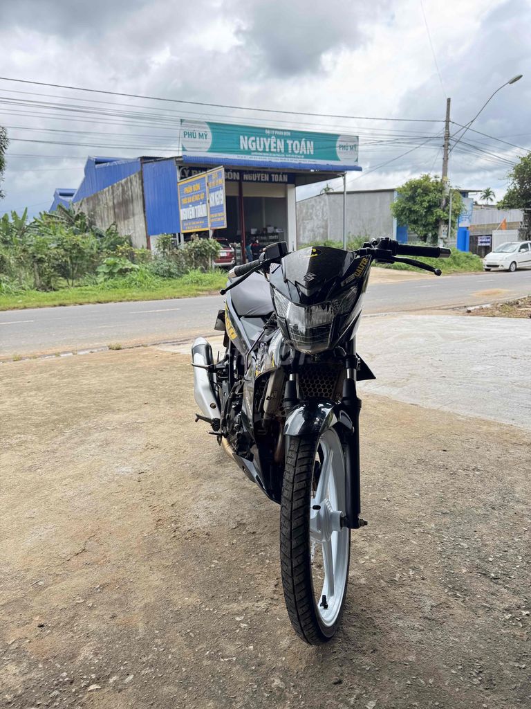 e cần bán một e suzuki raider xe đời cao. Mua bán Xe máy tại Huyện Cư Kuin Đắk Lắk được đăng bởi thế hình 1