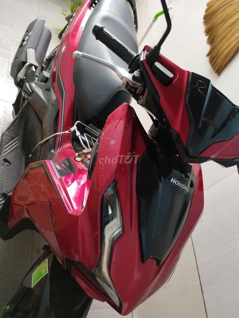 Honda Air Blade 2020 Đỏ Đen Xám 8.000 km. Mua bán Xe máy tại Thành phố Thủ Dầu Một Bình Dương được đăng bởi le thi thom hình 4