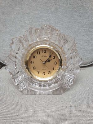 Đồng hồ để bàn trưng bày Citizen