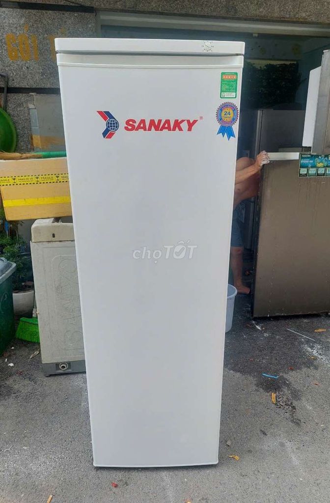 Tủ đông đứng Sanaky 230 lít zin 100%, chạy tốt