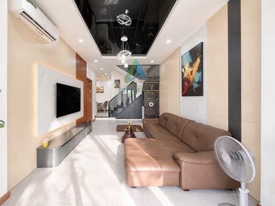 Townhouse 108 m² · 3 bed · Đường Phạm Văn Bạch