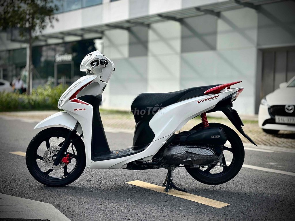 Смарткей Honda Vision 2019, белый, 28000 км
