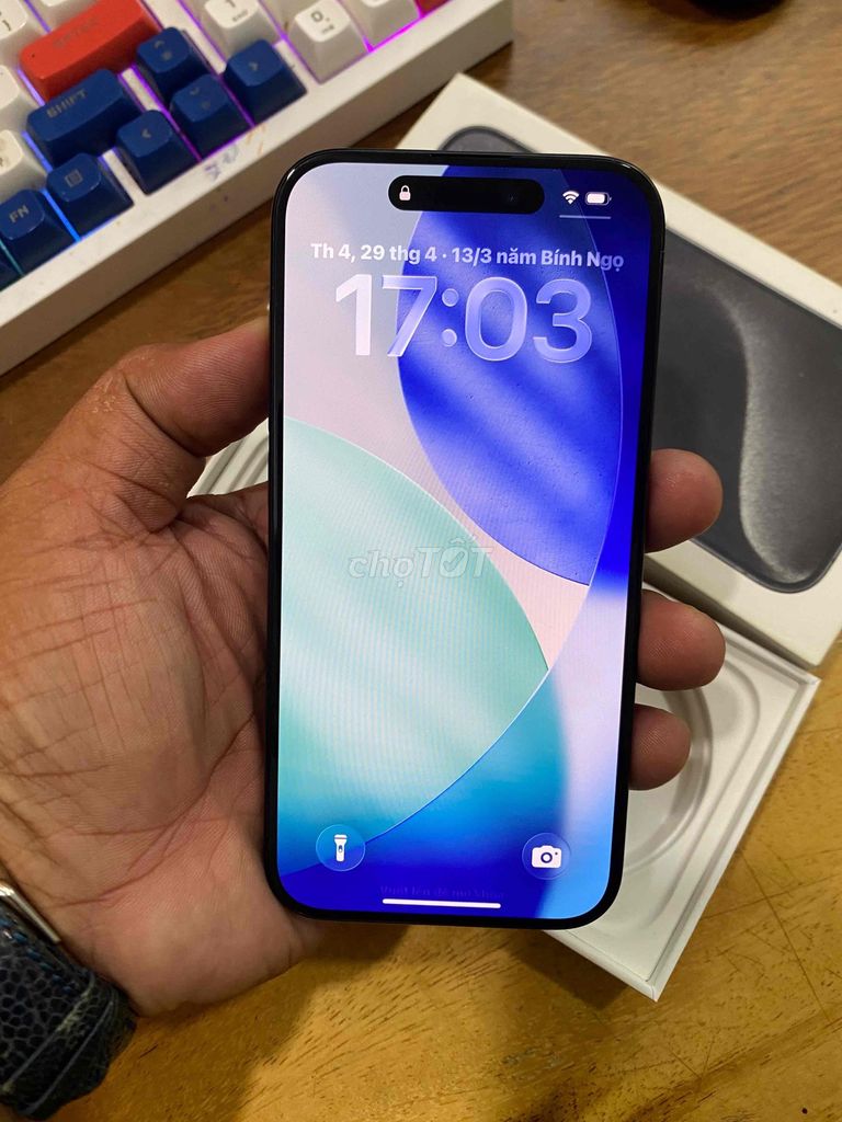 iPhone 15 Pro 256GB Đen. Mua bán Điện thoại tại Quận Tân Phú Tp Hồ Chí Minh được đăng bởi Phan Tien Sỹ hình 1