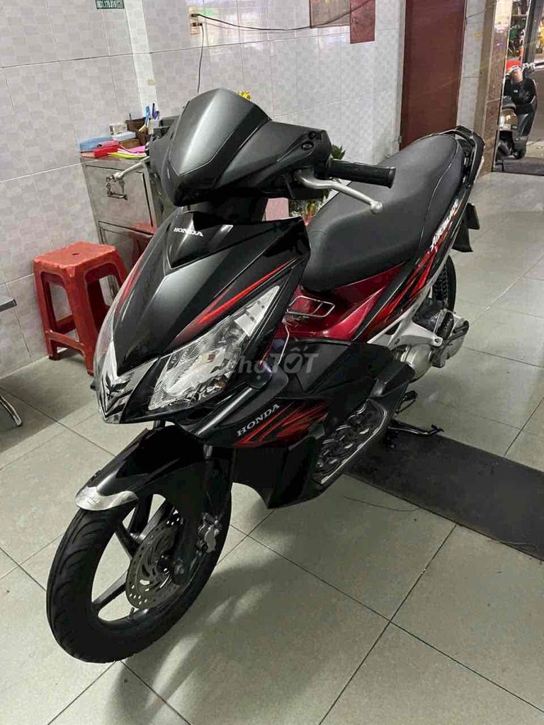 Honda Air Blade Thái 208 Đen đỏ. Mua bán Xe máy tại Quận Tân Phú Tp Hồ Chí Minh được đăng bởi Cửa Hàng xe gắn máy Minh Tuấn  hình 3
