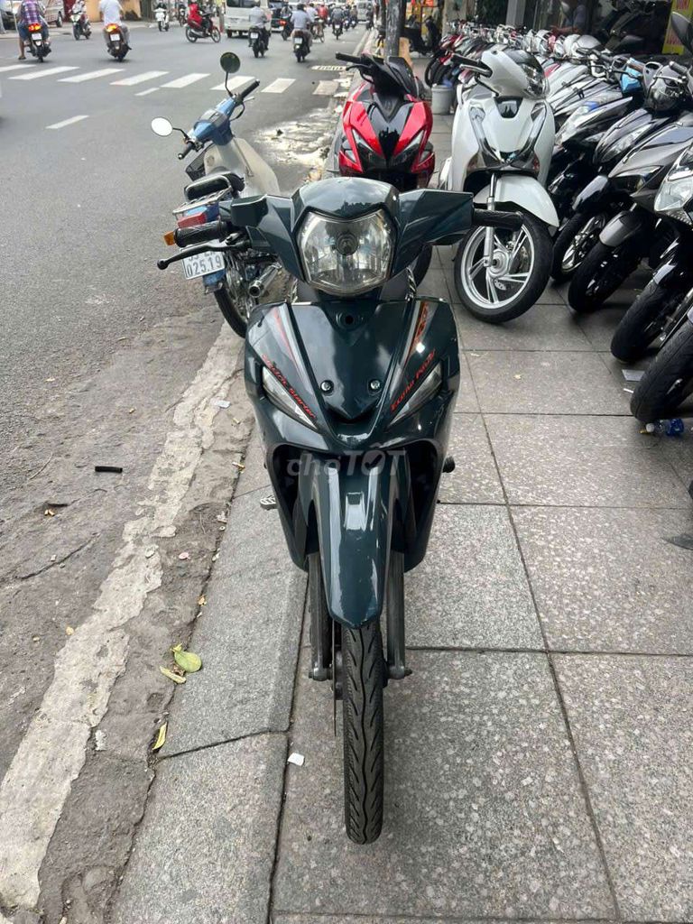 Yamaha Sirius RC FI 2018 mới 90% biển số thành phố. Mua bán Xe máy tại Quận Tân Phú Tp Hồ Chí Minh được đăng bởi Tuanduy hình 2