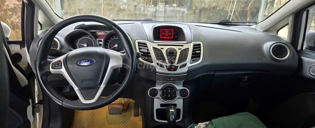 Ford Fiesta 2012 Trắng 102360 km. Mua bán Ô tô tại Huyện Duy Xuyên Quảng Nam được đăng bởi quang trinh hình 7