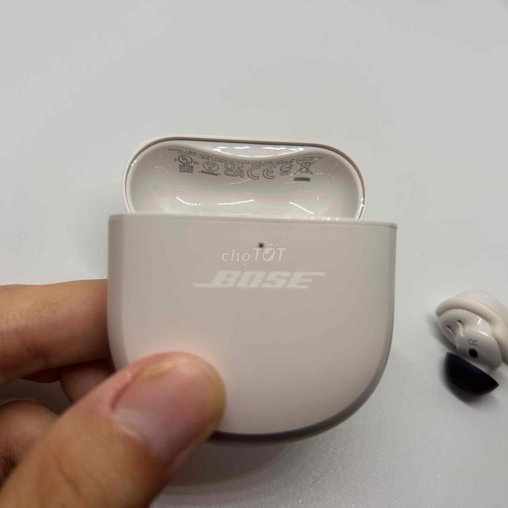 Tai nghe Bose quietcomfort 2 (Bose QC2) Trắng. Mua bán Tivi, Âm thanh tại Thành phố Bà Rịa Bà Rịa - Vũng Tàu được đăng bởi Mạnh Lê hình 1