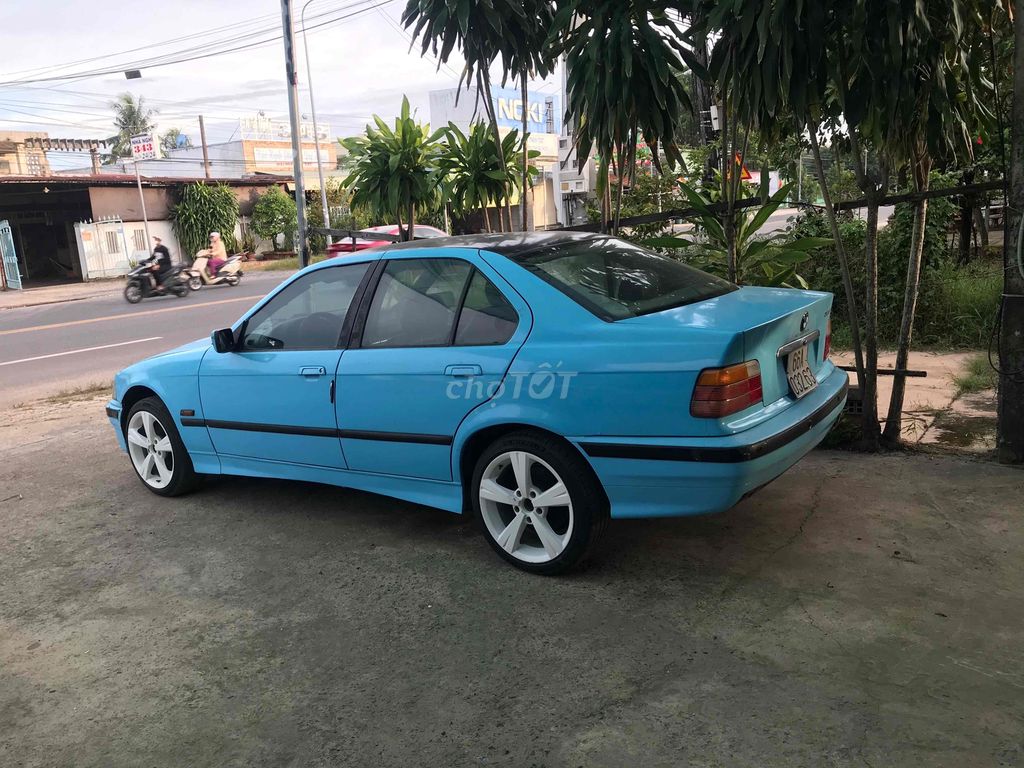 BMW 3 Series 1996 Số Sàn Màu Xanh Dương. Mua bán Ô tô tại Thành phố Tây Ninh Tây Ninh được đăng bởi Dương Kim Hồng hình 3