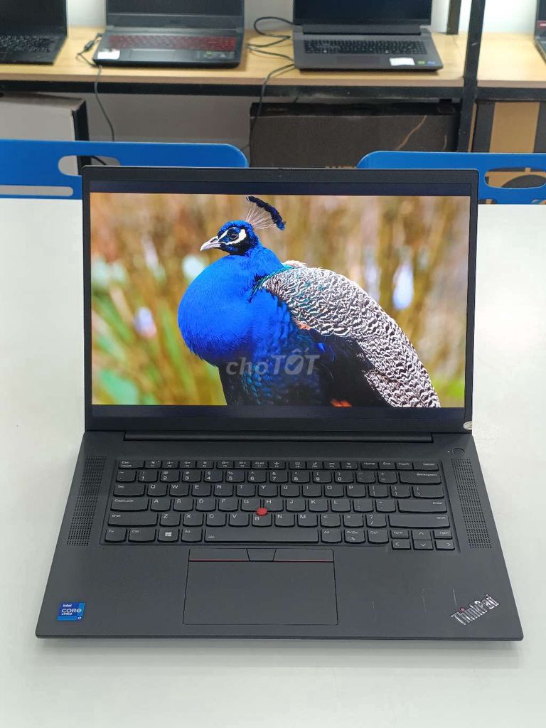 Màn 2k cực nét ThinkPad P1 Gen 4 i7-11850H . Mua bán Laptop tại Thành phố Huế Thừa Thiên Huế được đăng bởi T T Center hình 1