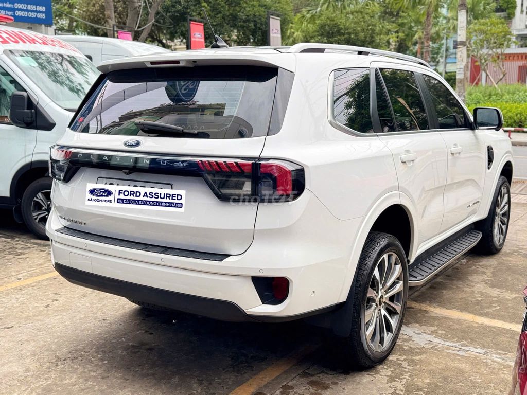 Ford Everest 2024 Platinum Trắng 26000 km. Mua bán Ô tô tại Quận 3 Tp Hồ Chí Minh được đăng bởi Duy Vỹ hình 4