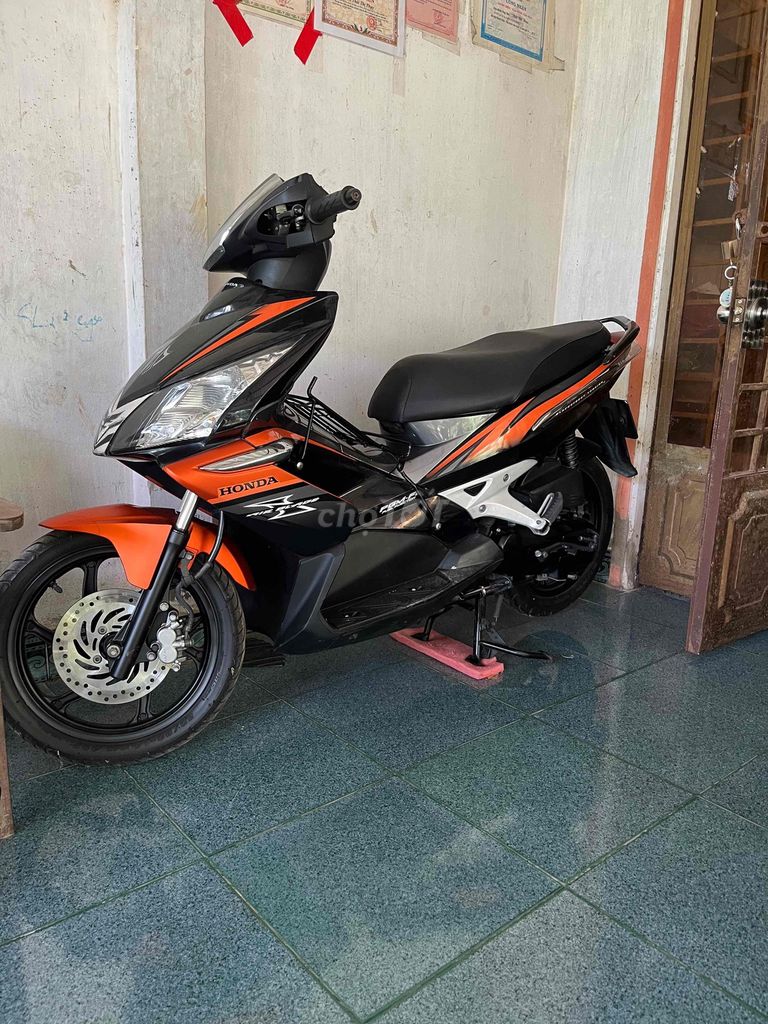 ablak 2011. Mua bán Xe máy tại Huyện Mỏ Cày Nam Bến Tre được đăng bởi Nguyễn văn Thắng hình 3