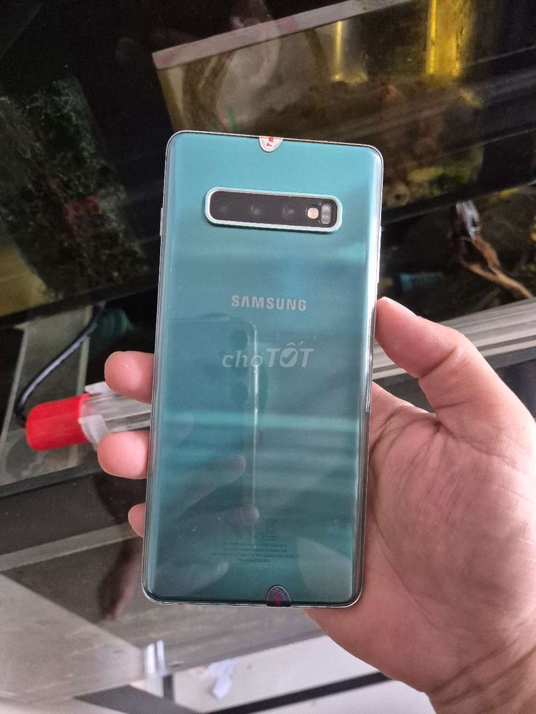 Samsung S10+ 128GB . Mua bán Điện thoại tại Quận 8 Tp Hồ Chí Minh được đăng bởi Phan Minh Tân hình 1