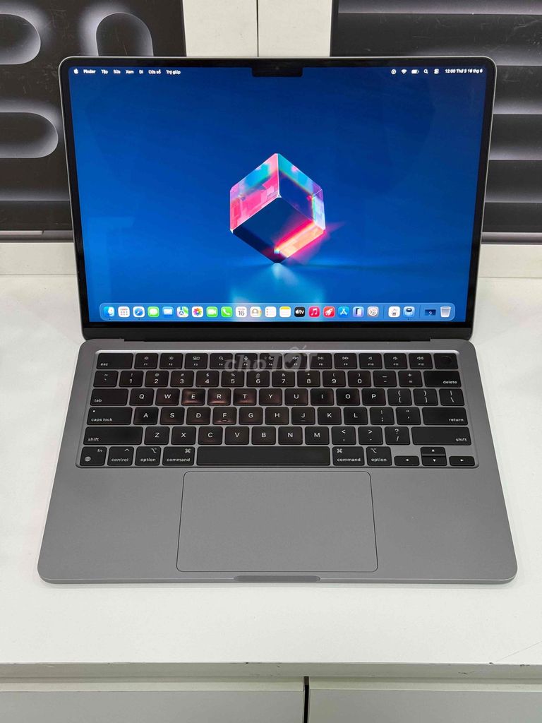 Macbook Air M2 13” 8GB/512GB chuẩn us, sạch, đẹp. Mua bán Laptop tại Quận 10 Tp Hồ Chí Minh được đăng bởi Nguyễn Thị Tố Quỳnh hình 1