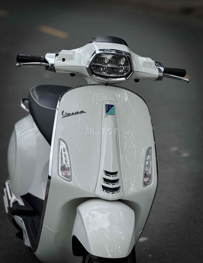 Vespa Sprint 125i 2022 Chính chủ ký. Mua bán Xe máy tại Thành phố Biên Hòa Đồng Nai được đăng bởi Xe Máy Sơn Trung Duy hình 2
