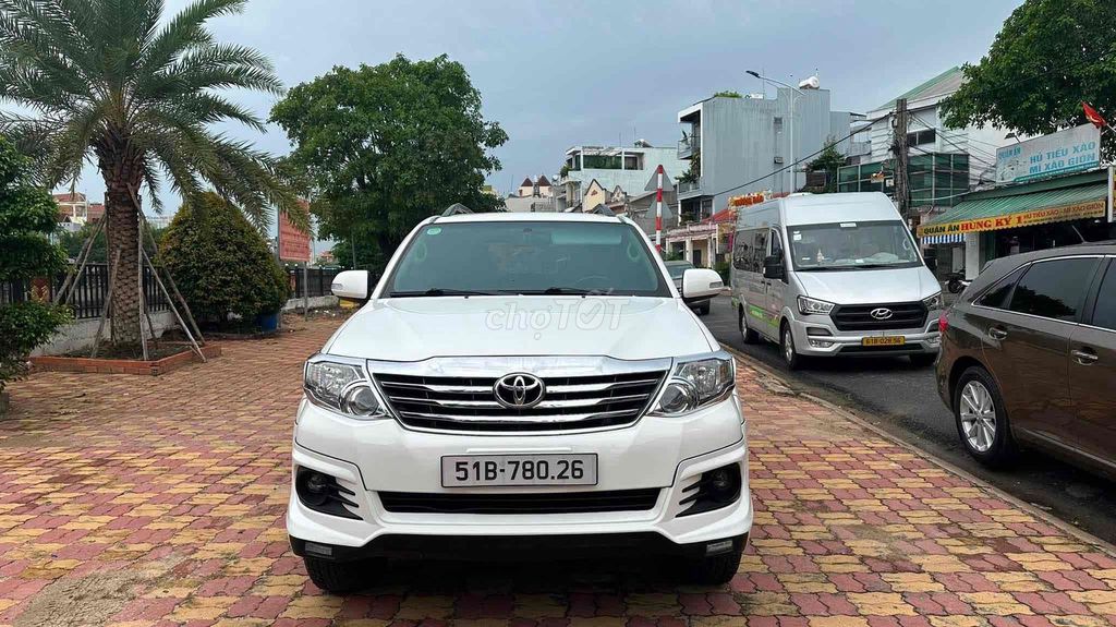Toyota Fortuner Sportivo 2016 1 cầu Trắng