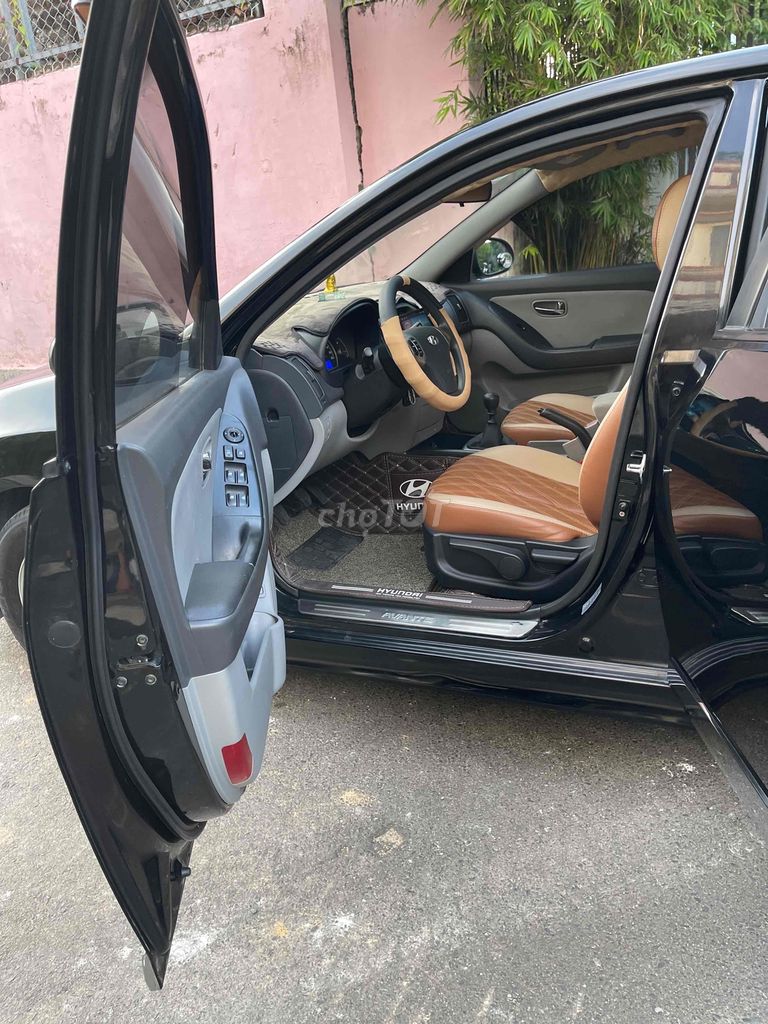 Hyundai Avante 2012 1.6 MT - 74000 km. Mua bán Ô tô tại Thành phố Tuy Hòa Phú Yên được đăng bởi Khoa hình 9