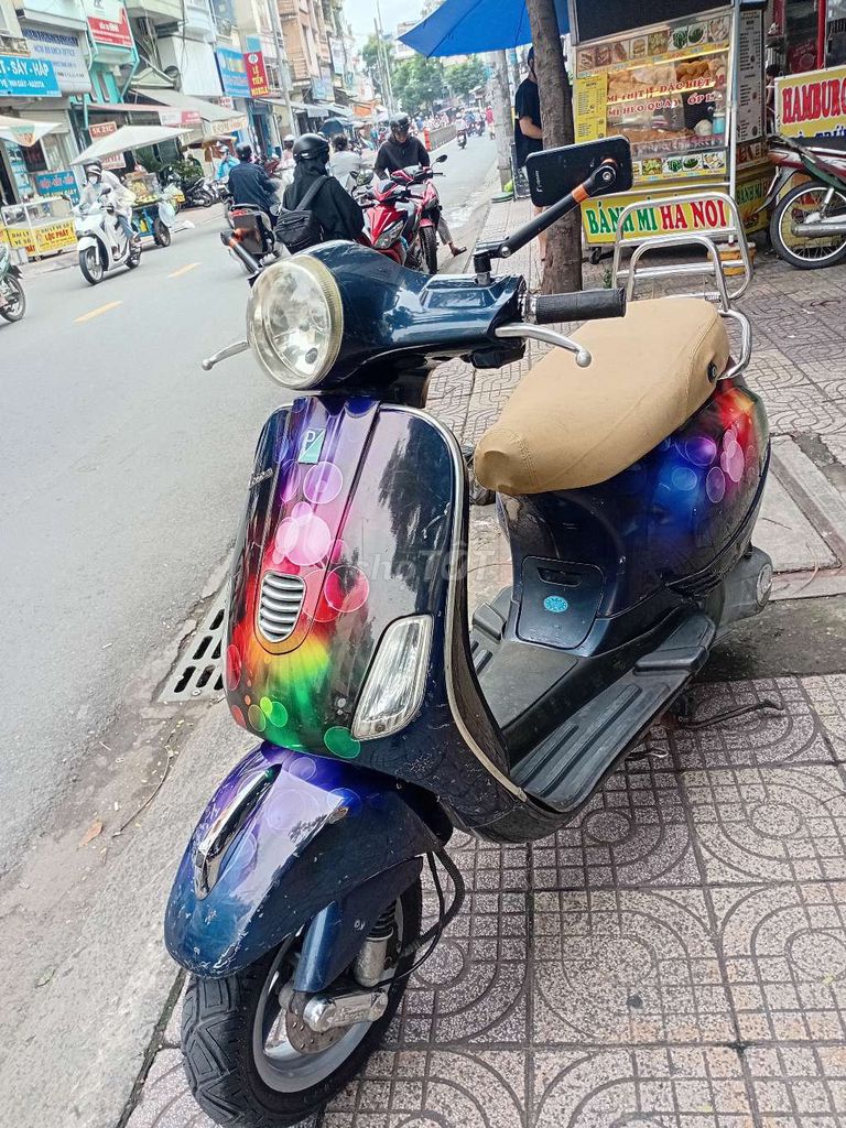 Vespa 3ie 125,có fi,xe nhập khẩu,đời2012,ký giấyok. Mua bán Xe máy tại Quận 3 Tp Hồ Chí Minh được đăng bởi Lữ Trung Hùng hình 6