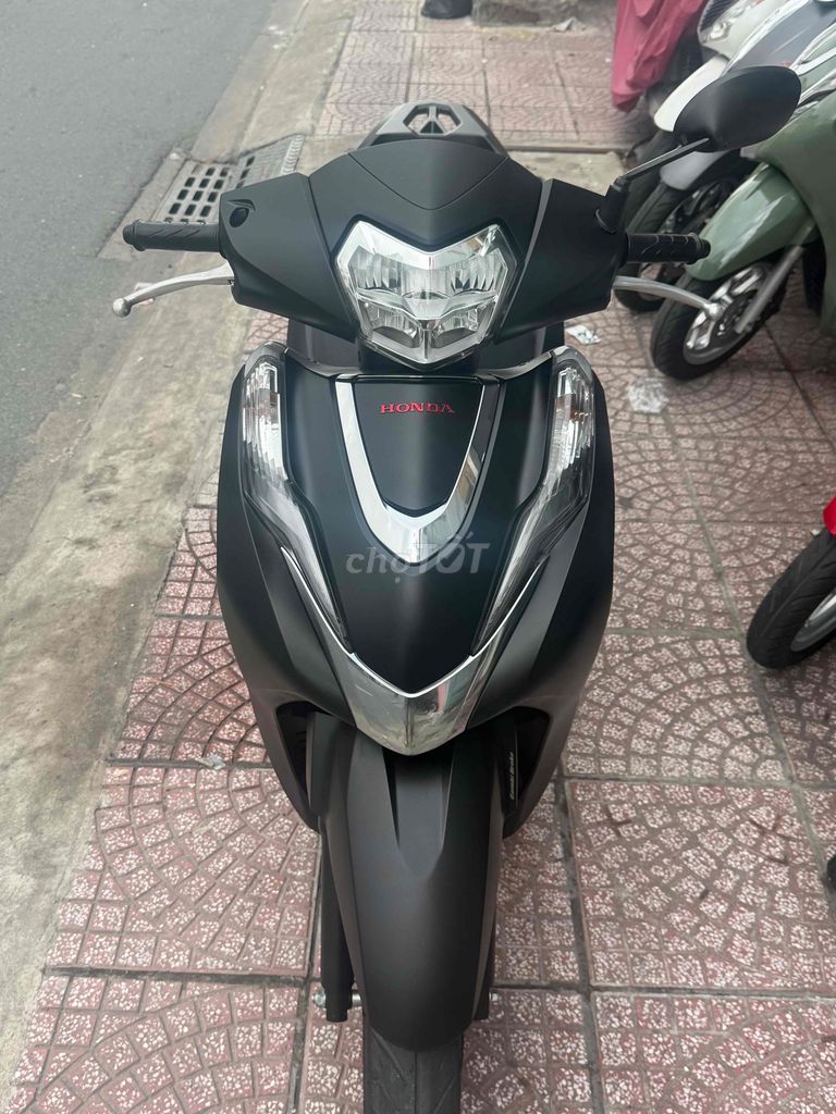 Lead đèn led up áo 4val 9chủ ký. Mua bán Xe máy tại Quận Phú Nhuận Tp Hồ Chí Minh được đăng bởi Hoà hình 1