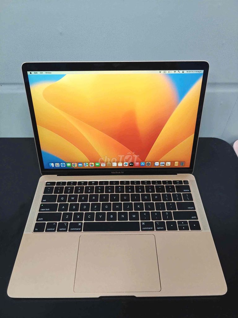 Apple MacBook Air 13 2019 màu vàng gold. Mua bán Laptop tại Thành phố Thuận An Bình Dương được đăng bởi Vũ Xuân Thành hình 1