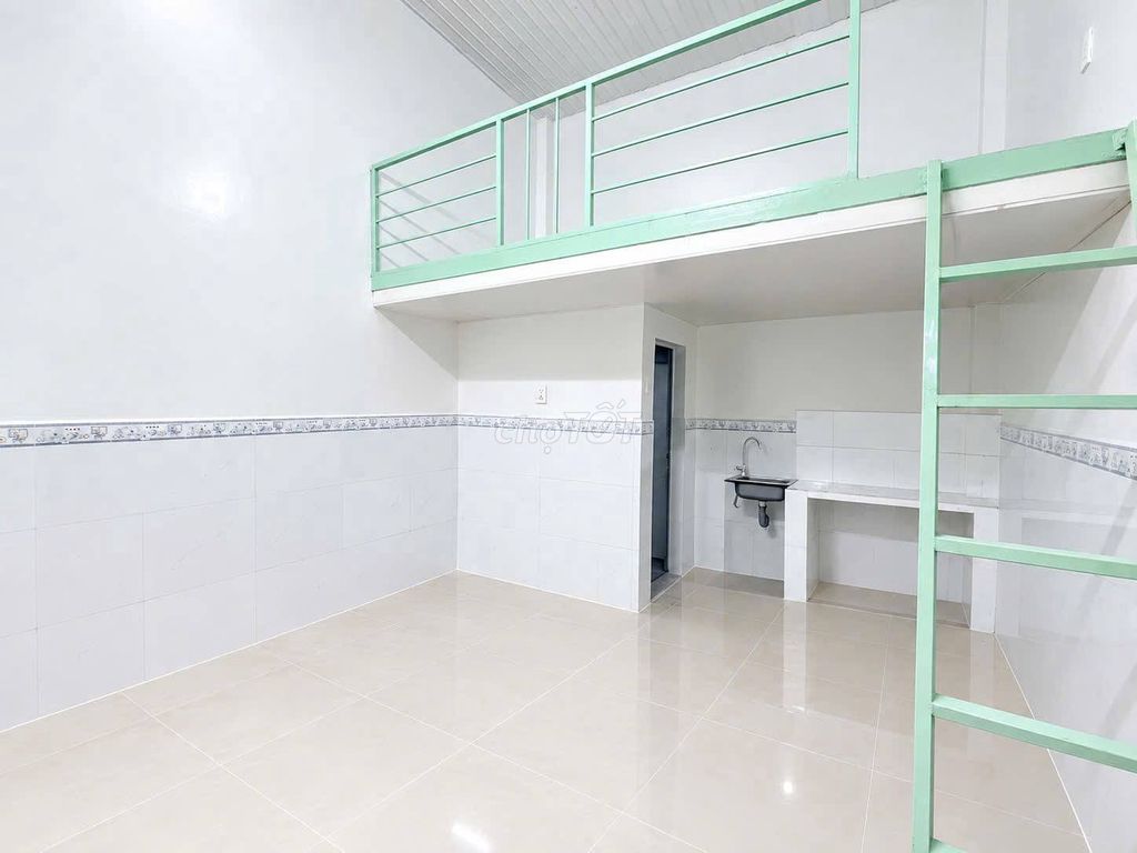 Phòng trọ Bà Huyện Thanh Quan, Dĩ An, giờ giấc tự do