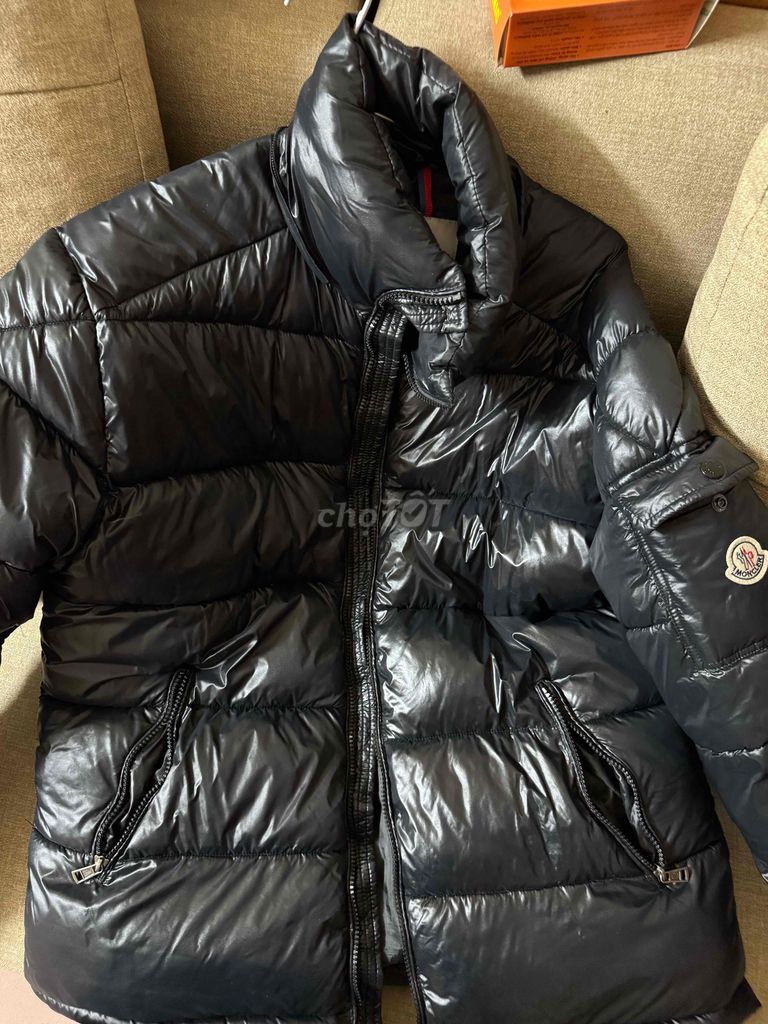 Áo khoác phao Moncler Nam Đen. Mua bán Quần áo tại Quận Long Biên Hà Nội được đăng bởi nguyễn hoàn hình 1