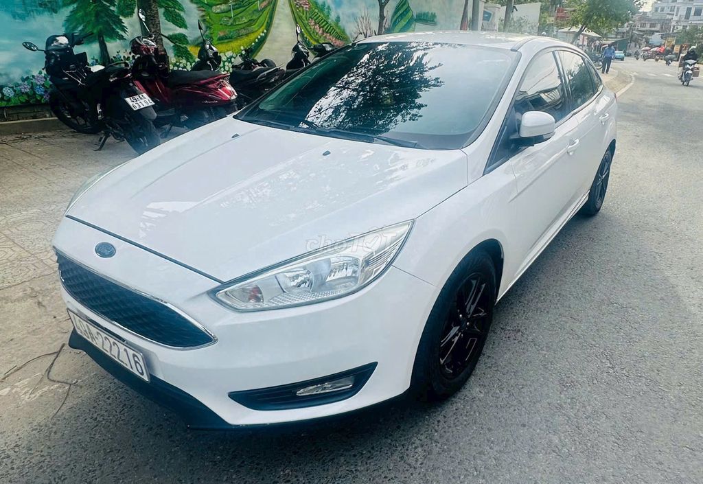Ford Focus Titanium 1.5L 2017 - 119000 km. Mua bán Ô tô tại Thành phố Đà Lạt Lâm Đồng được đăng bởi Sỹ Thiên Kim Nguyễn hình 3