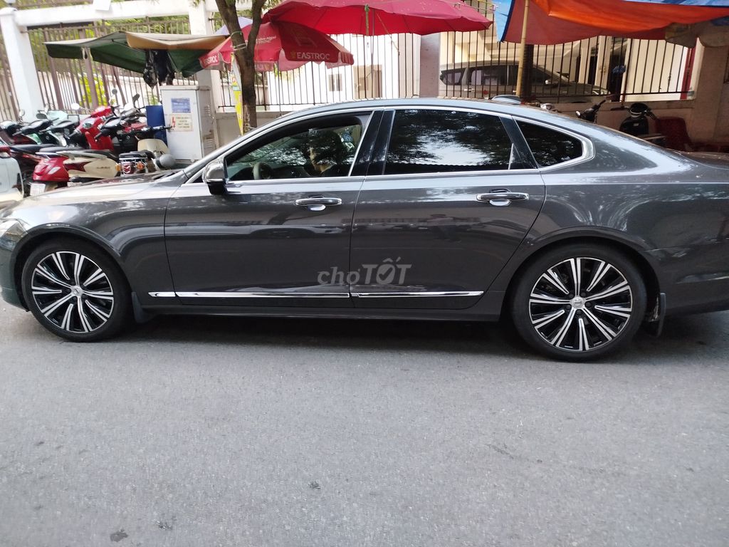 Volvo S90 2021 Nâu 54000 km. Mua bán Ô tô tại Quận Bình Tân Tp Hồ Chí Minh được đăng bởi Thế Trân Nguyễn hình 2