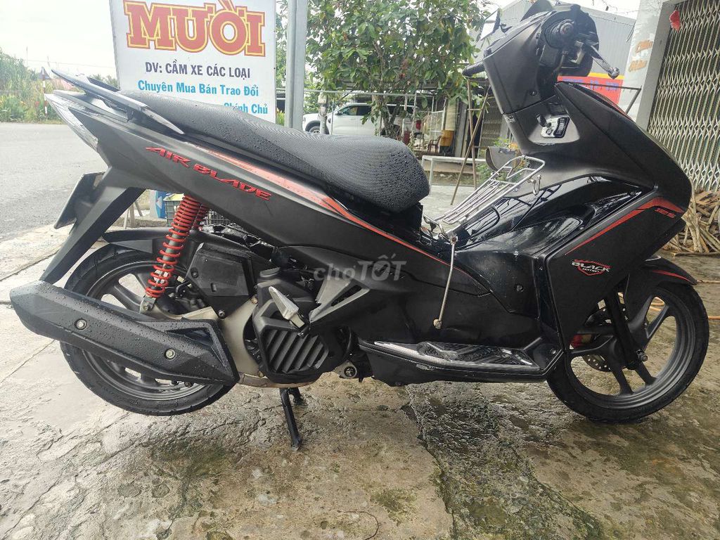 HONDA AIRBLADE FI 2015 NGUYÊN ZIN. Mua bán Xe máy tại Huyện Bình Tân Vĩnh Long được đăng bởi MƯỜI   BÌNH TÂN VL hình 5