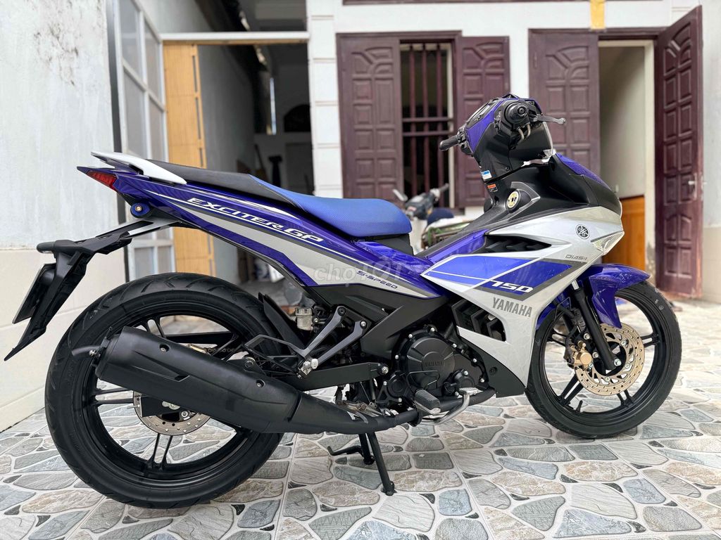 - Có e exciter 150 chạy chuẩn 2 vạn k tua km. Mua bán Xe máy tại Huyện An Dương Hải Phòng được đăng bởi Dương Gucci hình 6