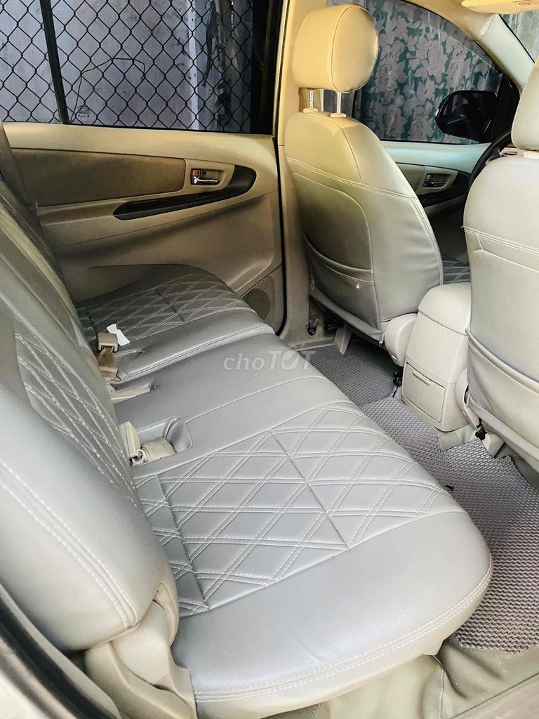 Toyota Innova 2015 2.0E - 250000 km. Mua bán Ô tô tại Thành phố Thủ Dầu Một Bình Dương được đăng bởi Nhan Nguyen hình 6