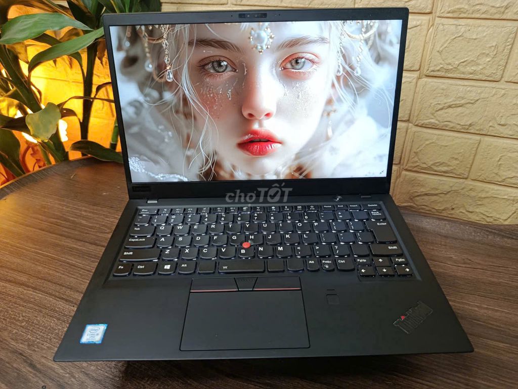 Thinkpad X1 CarbonG6 i5/8/8/256Nvme 14"FHD ips nét. Mua bán Laptop tại Quận Bắc Từ Liêm Hà Nội được đăng bởi Đồng Thanh Duy hình 1