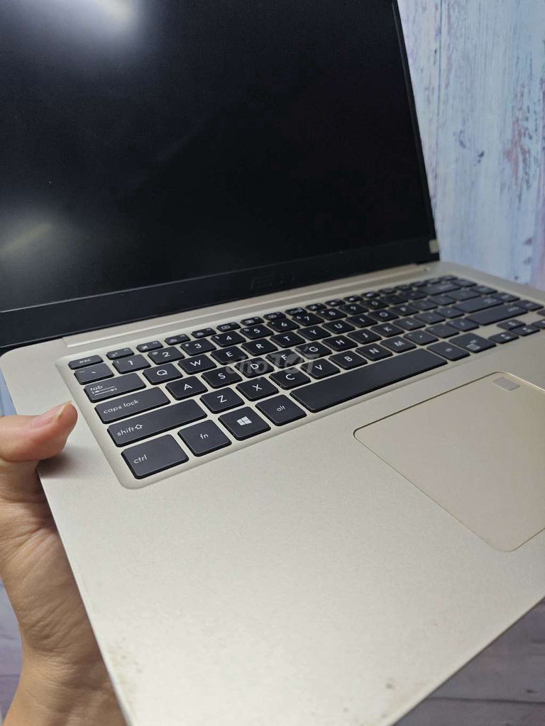 Asus Vivobook S i7 8550U 8GB/256GB 15 inch 98%. Mua bán Laptop tại Quận Phú Nhuận Tp Hồ Chí Minh được đăng bởi Võ Văn Anh hình 1