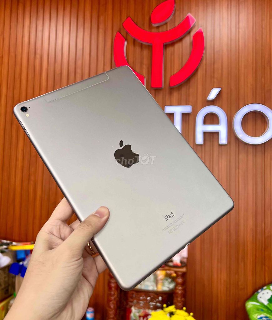 Apple iPad Pro 128GB Xám 98%. Mua bán Máy tính bảng tại Thành phố Thủ Dầu Một Bình Dương được đăng bởi Bảo Bảo hình 1