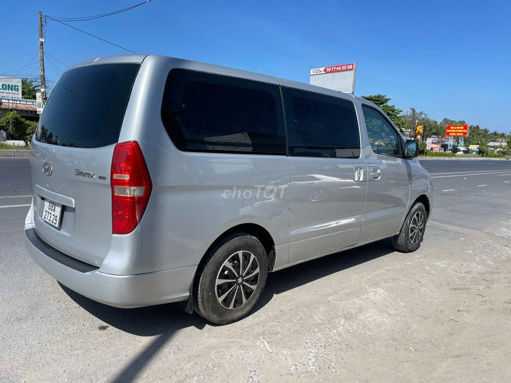 Hyundai Starex 2008 2.5D MT - 150 km. Mua bán Ô tô tại Thành phố Thuận An Bình Dương được đăng bởi Phước Môi Trường PPT hình 2